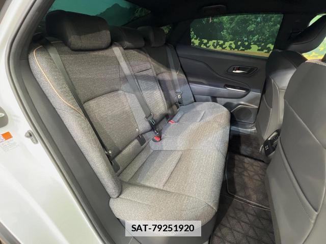 Toyota Crown Crossover 2023-03 7868488-10