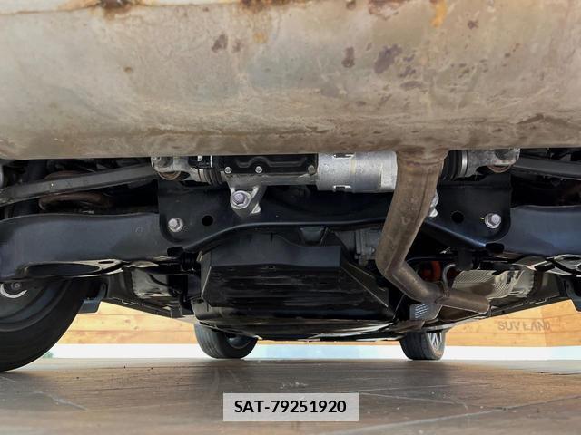 Toyota Crown Crossover 2023-03 7868488-19