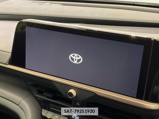 Toyota Crown Crossover 2023-03 7868488-2