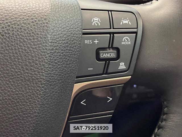 Toyota Crown Crossover 2023-03 7868488-5