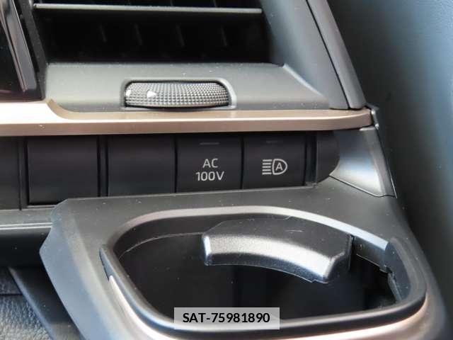 Toyota Crown Crossover 2023-12 7869401-10