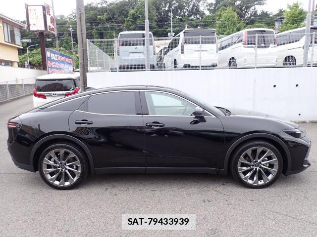 Toyota Crown Crossover 2023-07 7872350-12