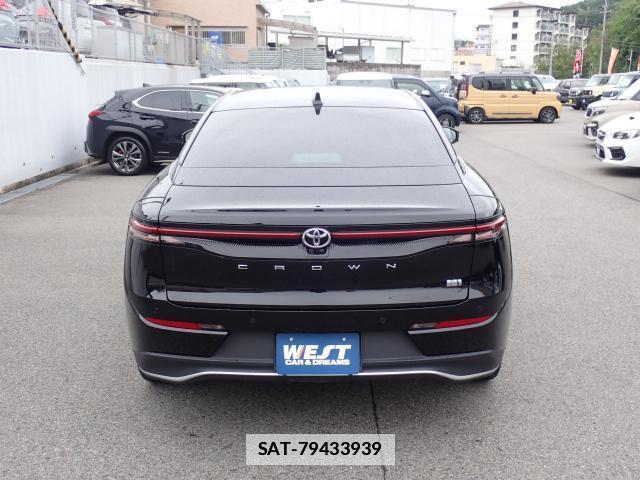 Toyota Crown Crossover 2023-07 7872350-14