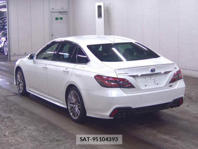 Toyota CROWN HYBRID 2021-06 7867301-1
