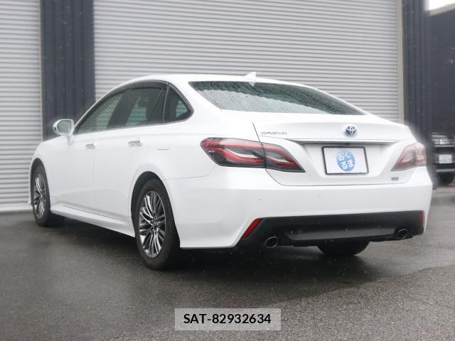Toyota CROWN HYBRID 2021-11 7867525-14