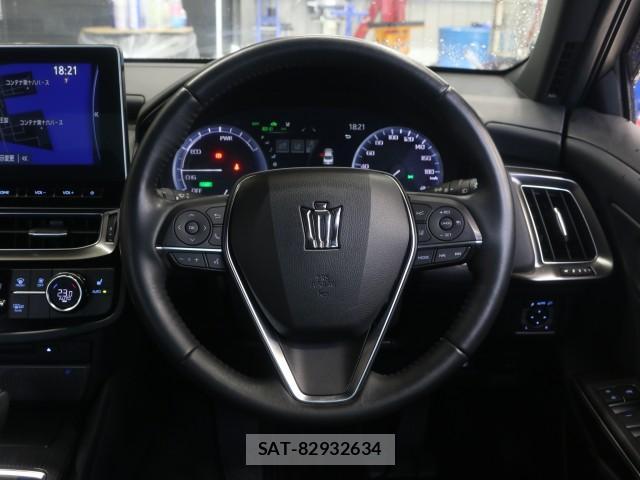 Toyota CROWN HYBRID 2021-11 7867525-17