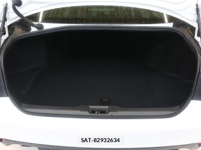 Toyota CROWN HYBRID 2021-11 7867525-18
