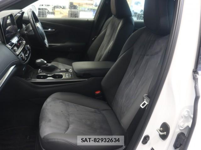 Toyota CROWN HYBRID 2021-11 7867525-5