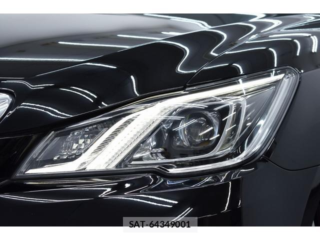 Toyota CROWN HYBRID 2017-03 7869935-5