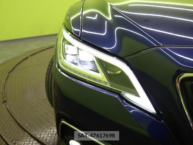 Toyota CROWN HYBRID 2021-05 7871102-12