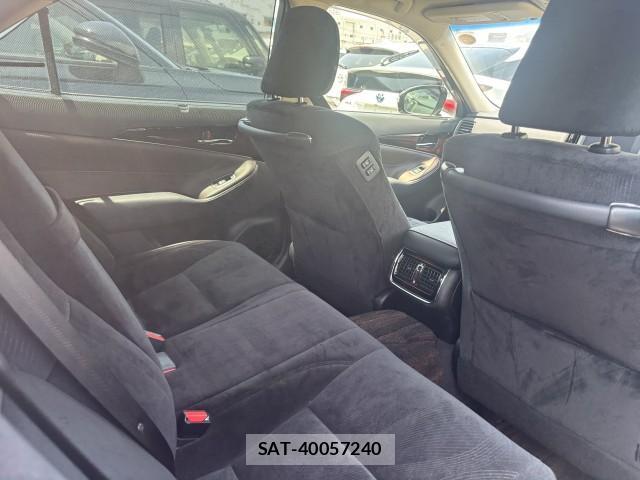 Toyota CROWN HYBRID 2017-06 7871683-4
