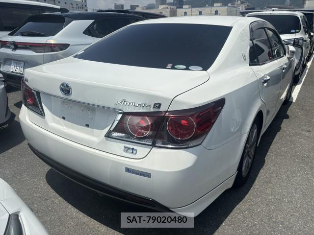 Toyota CROWN HYBRID 2017-01 7871687-4