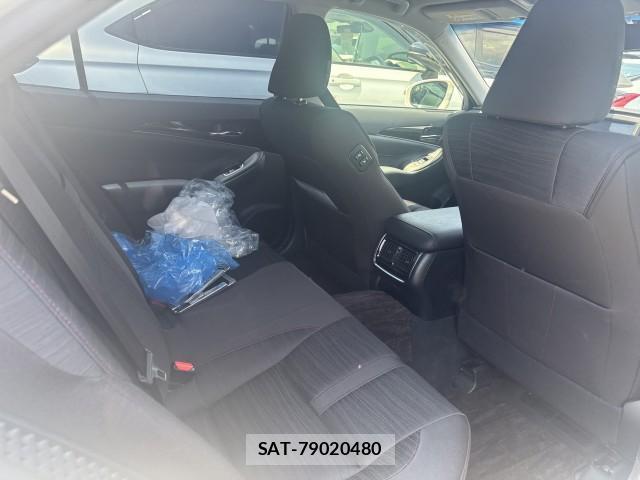 Toyota CROWN HYBRID 2017-01 7871687-6