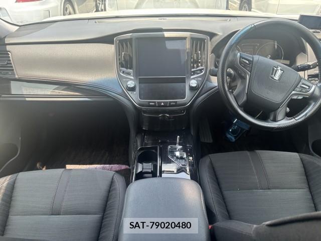 Toyota CROWN HYBRID 2017-01 7871687-7
