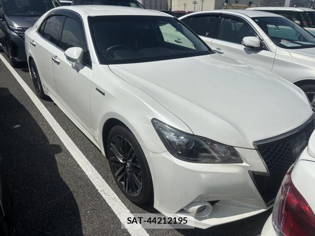 Toyota CROWN HYBRID 2015-08 7871696-1