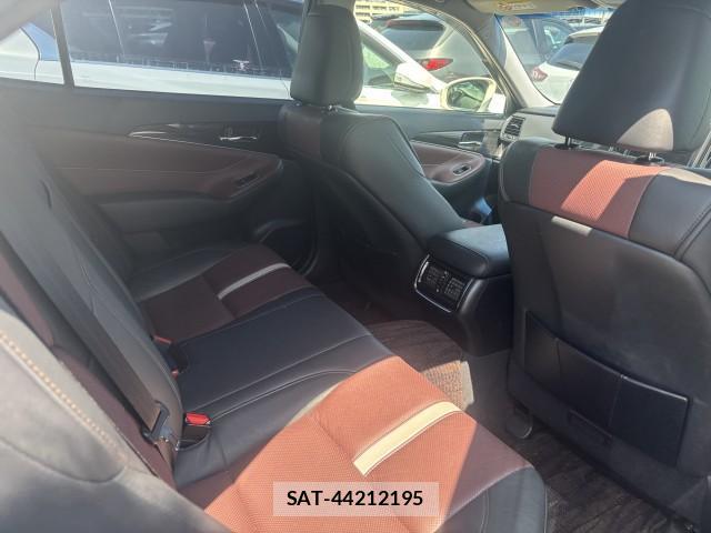 Toyota CROWN HYBRID 2015-08 7871696-4