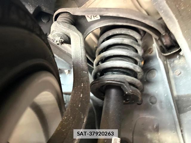 Toyota CROWN MAJESTA 2016-09 7868347-19