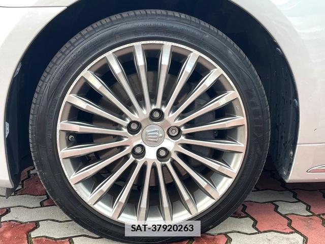 Toyota CROWN MAJESTA 2016-09 7868347-2