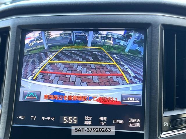 Toyota CROWN MAJESTA 2016-09 7868347-4