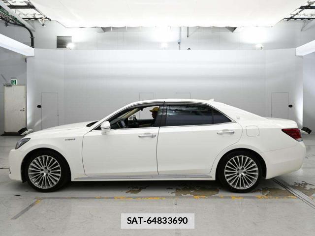 Toyota CROWN MAJESTA 2014-07 7871158-5