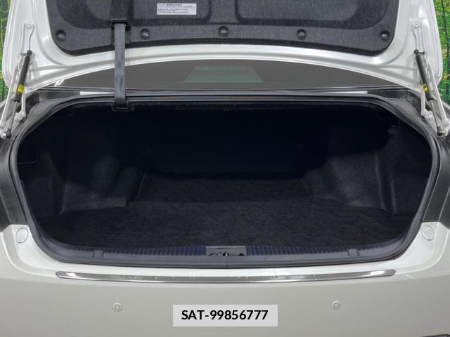 Toyota CROWN 2013-03 7867878-10