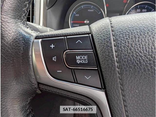 Toyota CROWN 2015-09 7872074-17
