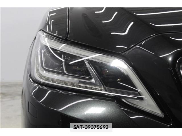 Toyota CROWN 2018-07 7872456-11