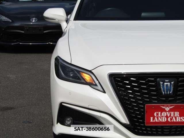 Toyota CROWN 2019-10 7872652-3