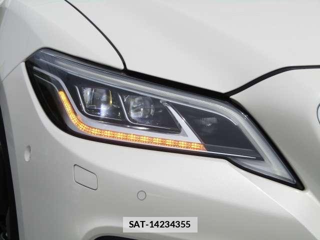 Toyota CROWN 2020-06 7872654-4