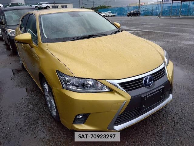 Lexus CT 2015-04 7871886-3