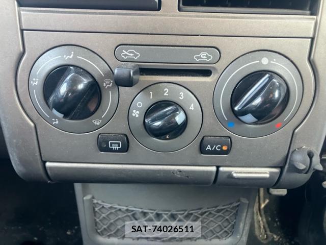 Nissan CUBE 2005-06 7868472-19