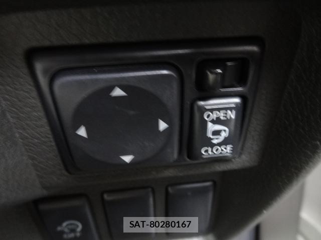 Nissan CUBE 2013-09 7870167-16