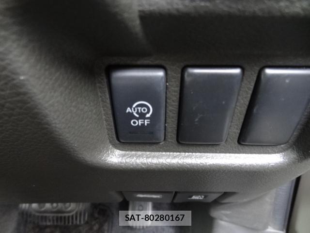 Nissan CUBE 2013-09 7870167-18