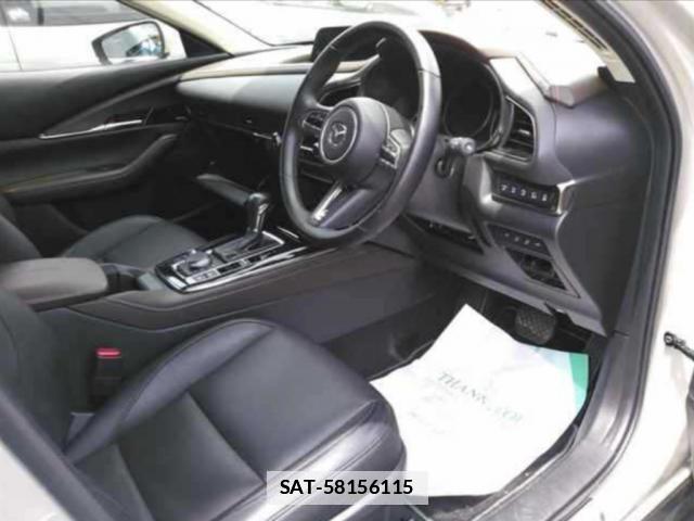 Mazda CX-30 2023-03 7866999-7
