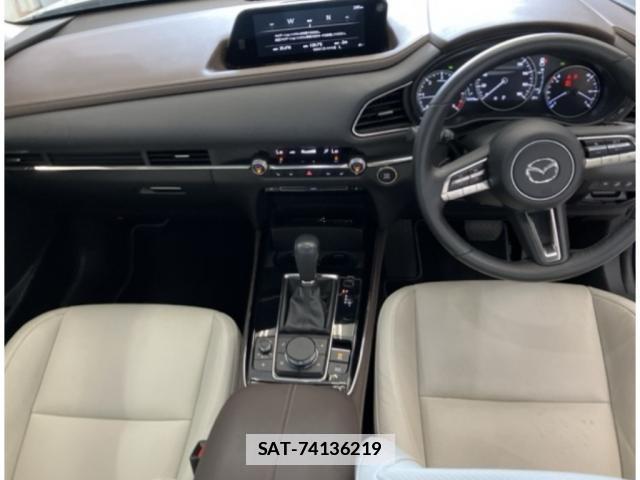 Mazda CX-30 2023-08 7870683-2