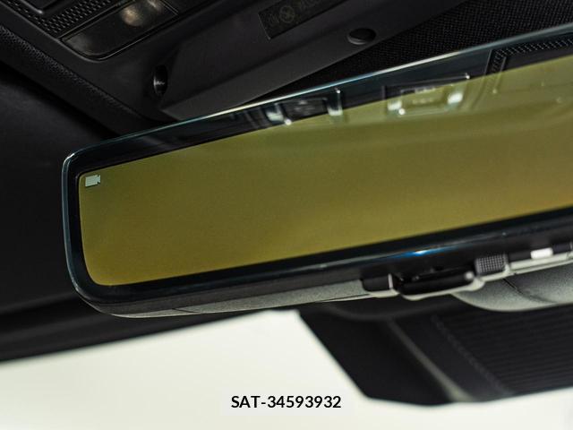 Land Rover DEFENDER 2025-10 7868200-6