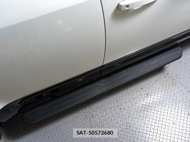 Land Rover DEFENDER 2025-11 7868201-3