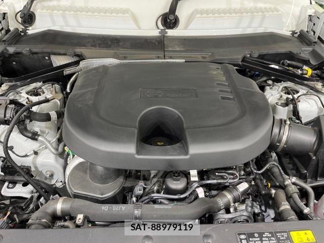 Land Rover DEFENDER 2025-06 7868336-9