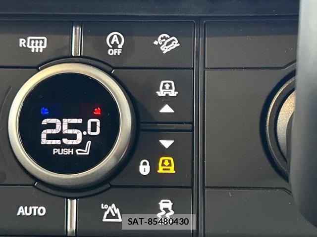Land Rover DEFENDER 2026-01 7871502-8