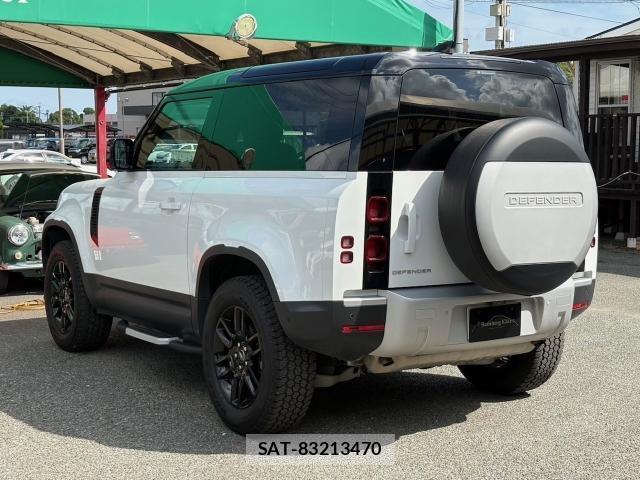 Land Rover DEFENDER 2022-04 7871986-1