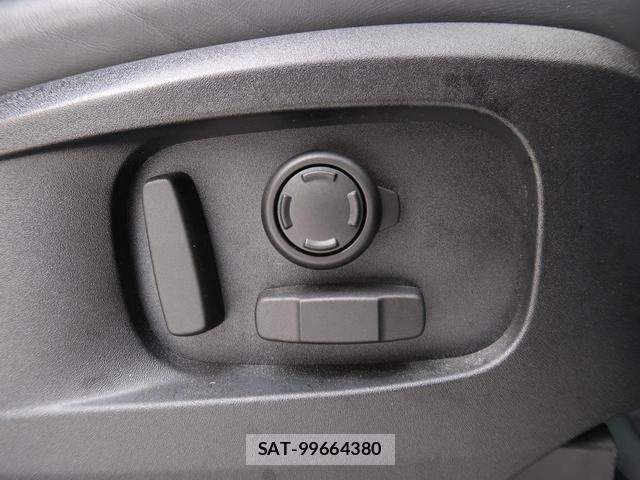 Land Rover DEFENDER 2022-06 7872673-14