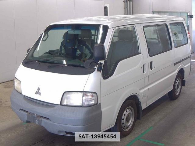 Mitsubishi DELICA VAN 2004-02 7871086-2