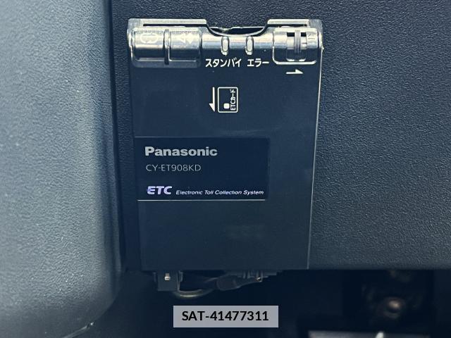 Nissan DUALIS 2011-10 7871775-13