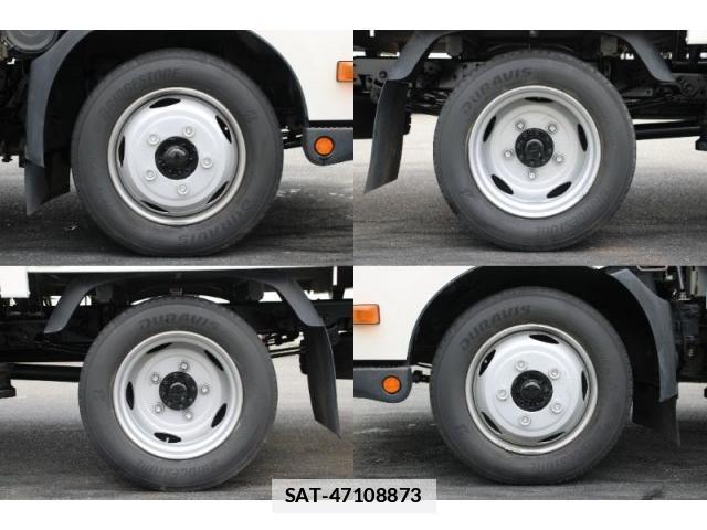 Hino DUTRO 2019-05 7866874-19