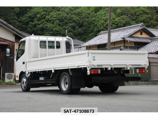Hino DUTRO 2019-05 7866874-5
