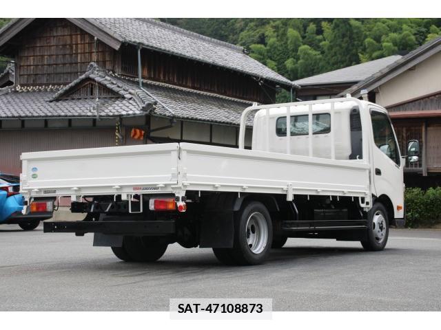 Hino DUTRO 2019-05 7866874-6
