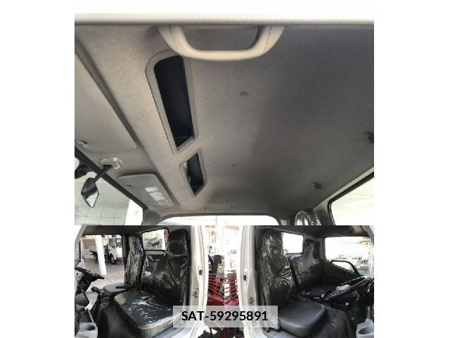 Hino DUTRO 2018-04 7872268-12
