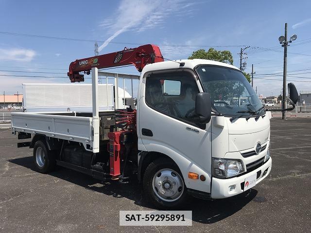 Hino DUTRO 2018-04 7872268-2