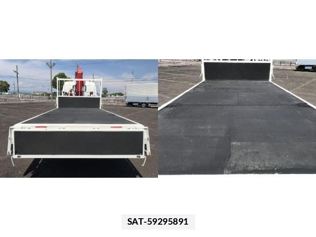Hino DUTRO 2018-04 7872268-6