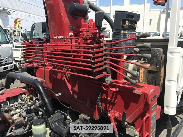 Hino DUTRO 2018-04 7872268-9